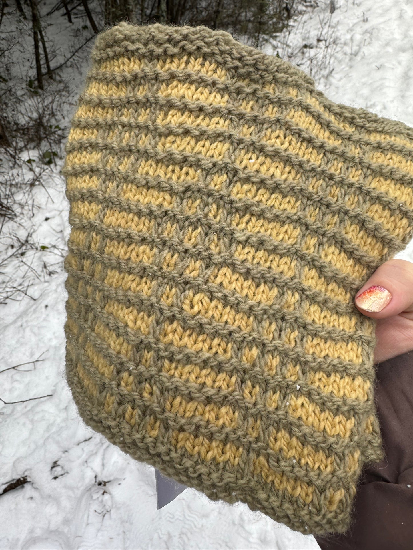 Naturally Dyed  Patterned Handknit MT Wool Cowl